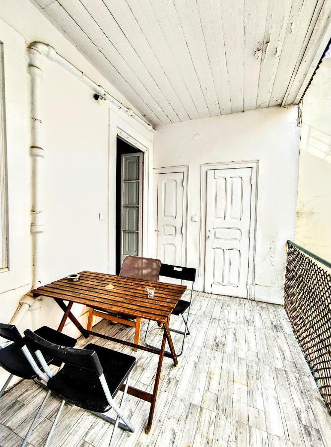 Fernando Pessoa Lisbon Rooms Buitenkant foto