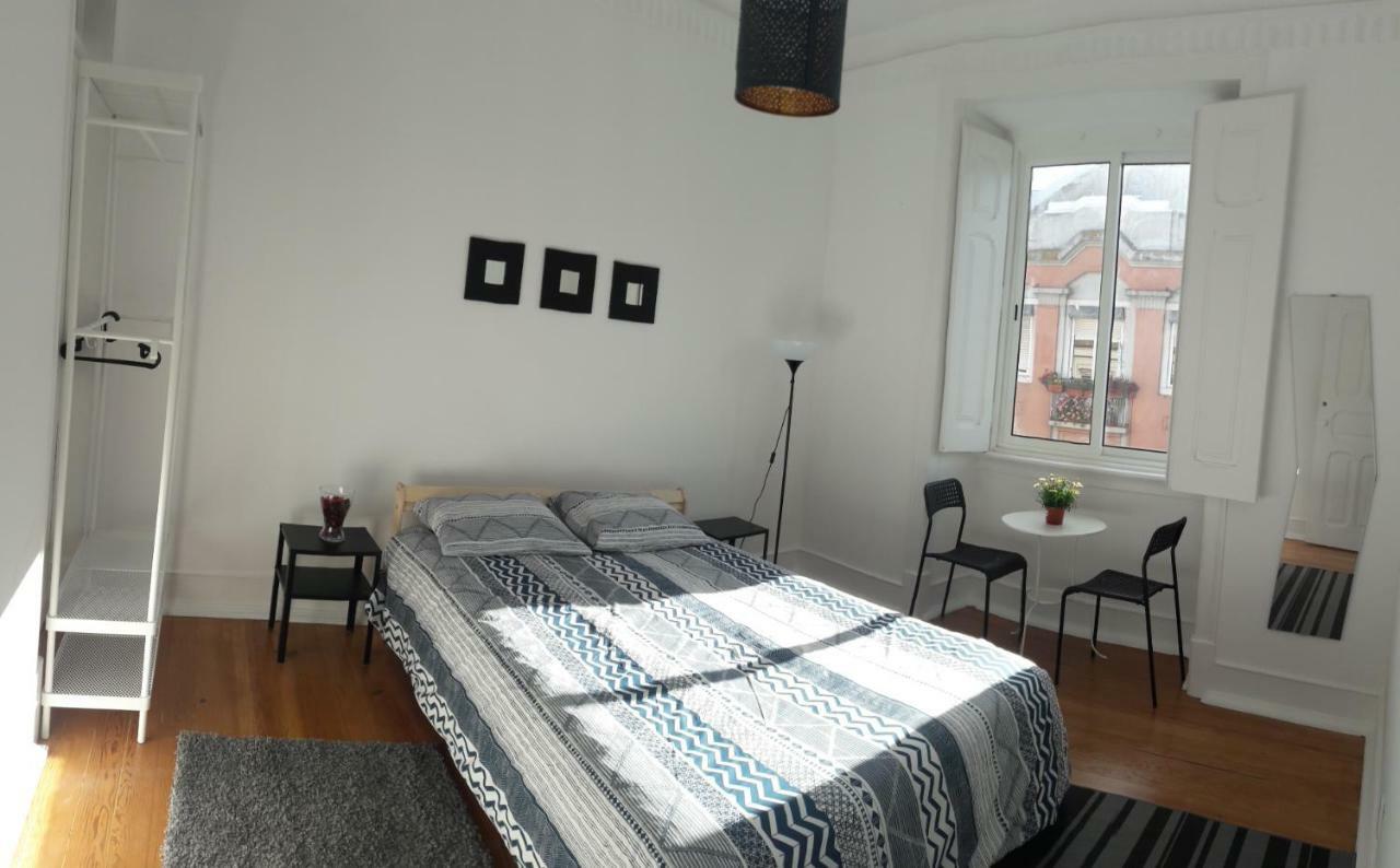 Fernando Pessoa Lisbon Rooms Buitenkant foto